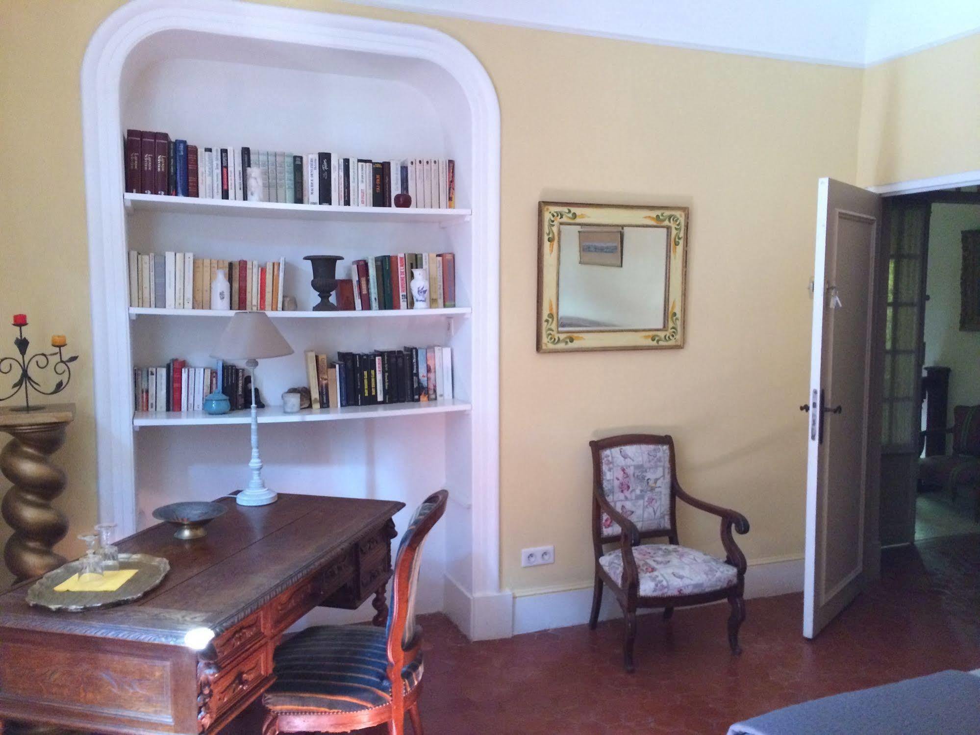 B&B Villa Roumanille Aix-en-Provence Bagian luar foto
